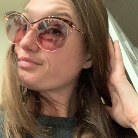 Unique Tiffany Sunglasses - Picture 10 of 11